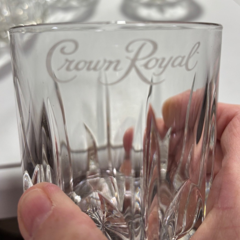 VINTAGE Crown Royal Rocks Glass Set of 6 (1 damaged) Etched Logo Starburst Italy